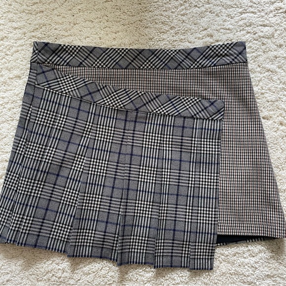 Steve Madden Women's Jeanne Skirt, Brown Plaid Mix, Sz 4 NWT - Picture 3 of 8